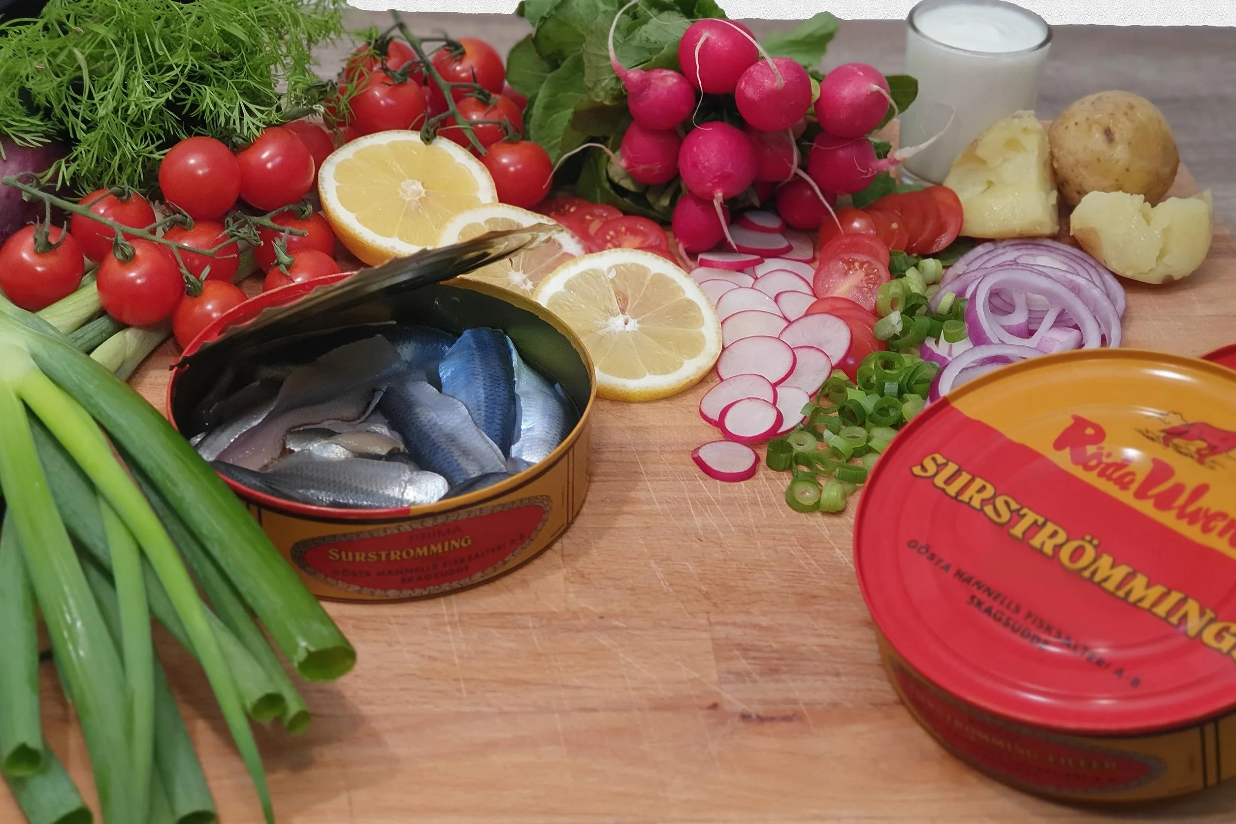 Surströmming fermentowane śledzie w puszce