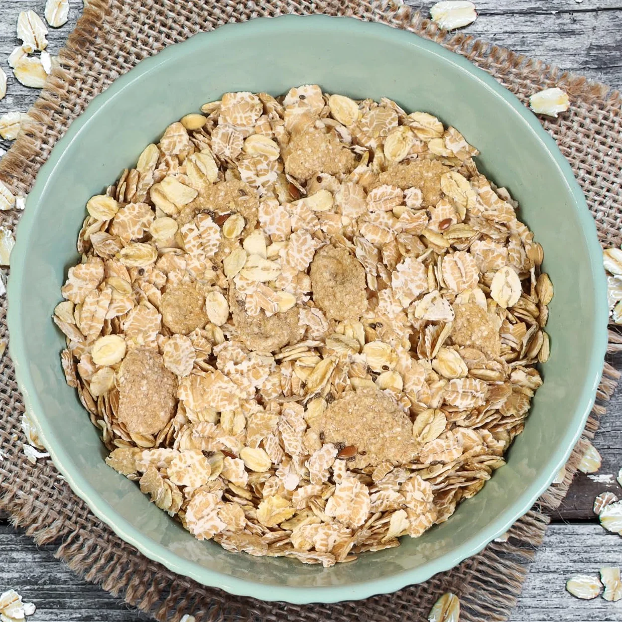 Seitenbacher Spezial Müsli 2 I z Chia I pełnoziarniste zboża I bez dodatku cukru I bez dodatku tłuszczu I bez rodzynek I (3 x 750 g)