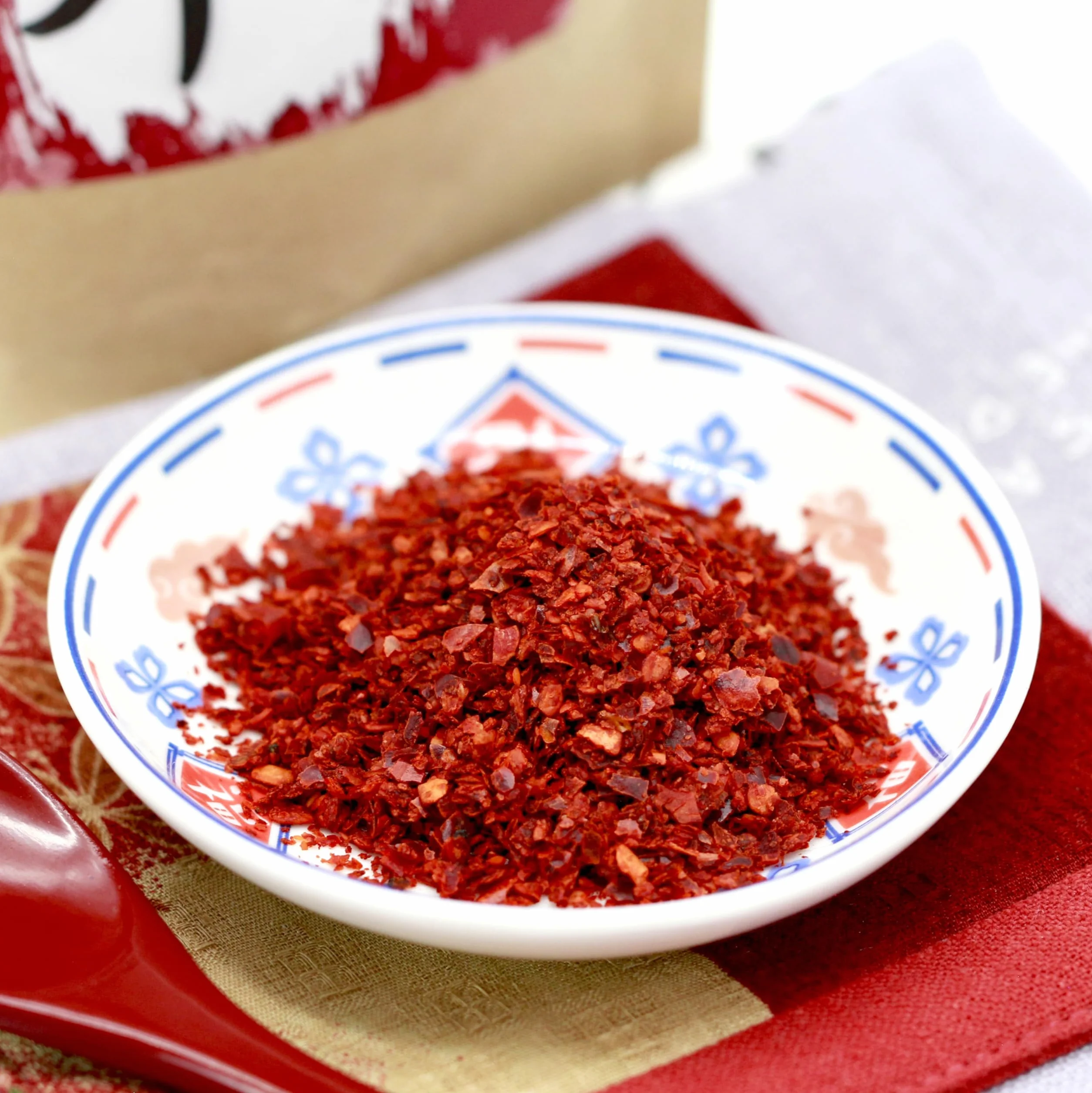 FUJIMAN Gochugaru chili w proszku grubo mielone | koreańska przyprawa do kimchi i tteokbokki | 100% chili, wegańska, bez laktozy, bez wzmacniaczy smaku (50g)