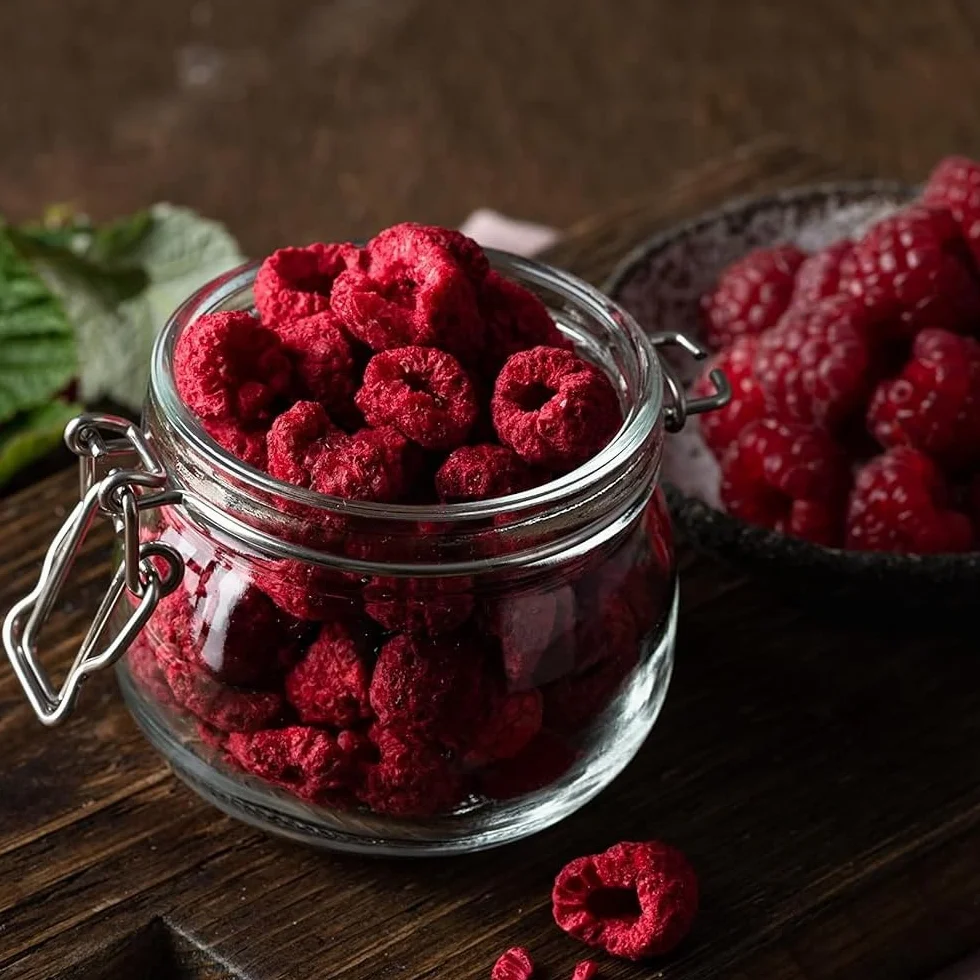 Maliny Liofilizowane Całe 50g – Naturalne Liofilizowane Owoce bez Cukru – Suszone Maliny do Wypieków, Musli, Jogurtów, Smoothie i Deserów – Naturalna Przekąska – Bez Konserwantów