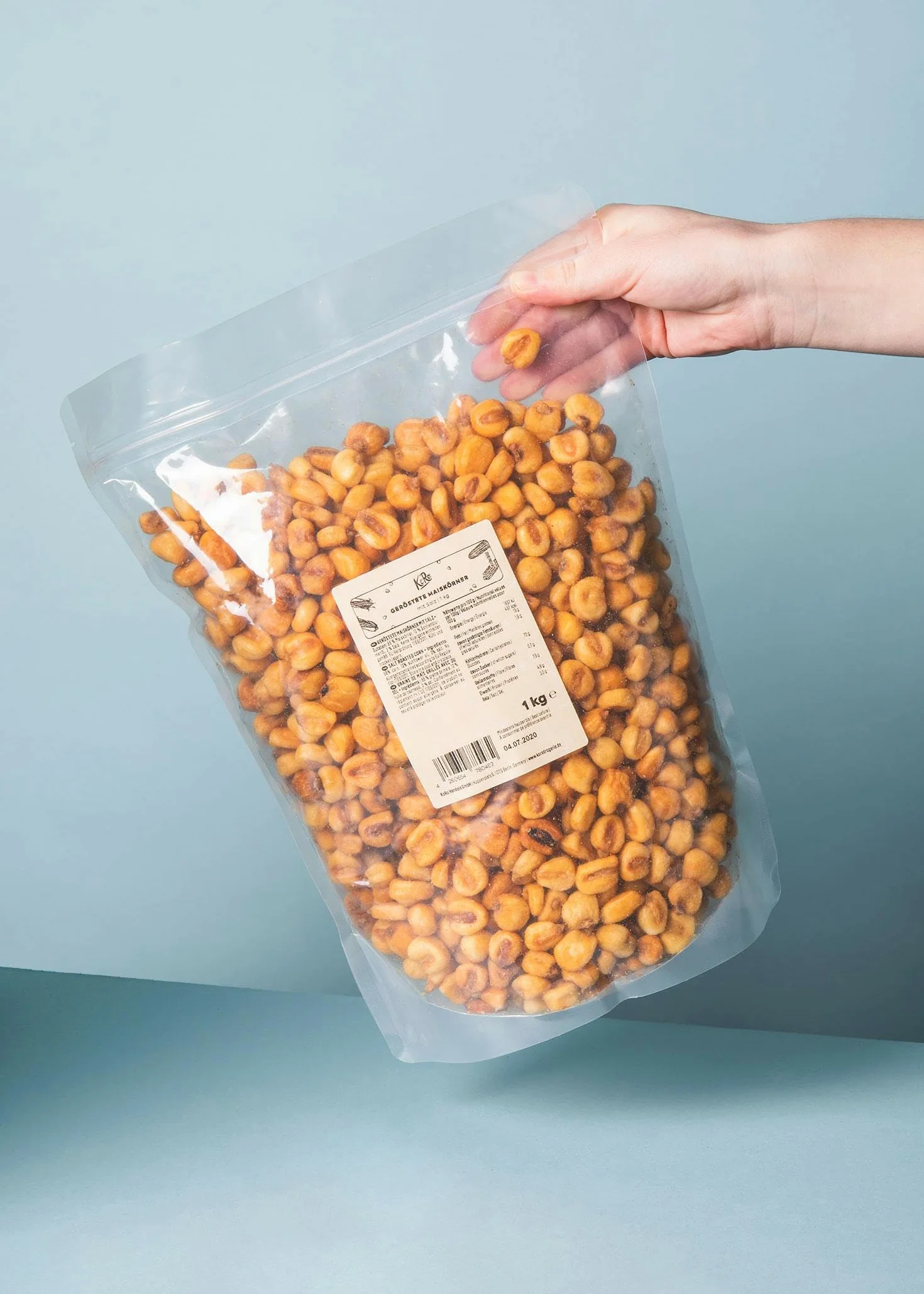 KoRo Palone ziarna kukurydzy z solą 1 kg chrupiąca przekąska bez barwników i konserwantów