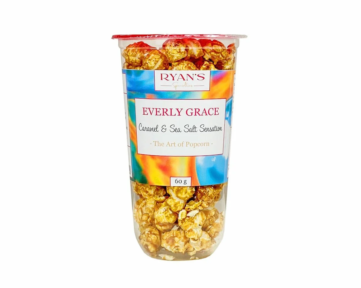Everly Grace Popcorn – Caramel & Sea Salt Sensation, 60 g – Kubeczki popcornu z karmelem i solą morską z naszej manufaktury w Augsburgu, Niemcy