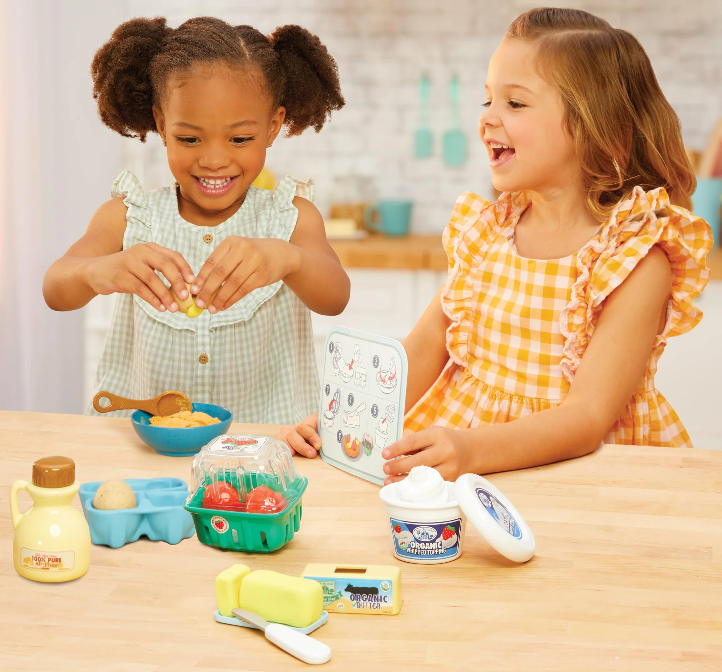 Little Tikes Creative Chefs Waffle Kit Zestaw Piasku do Zabawy 18 Akcesoriów dla Dzieci 3+