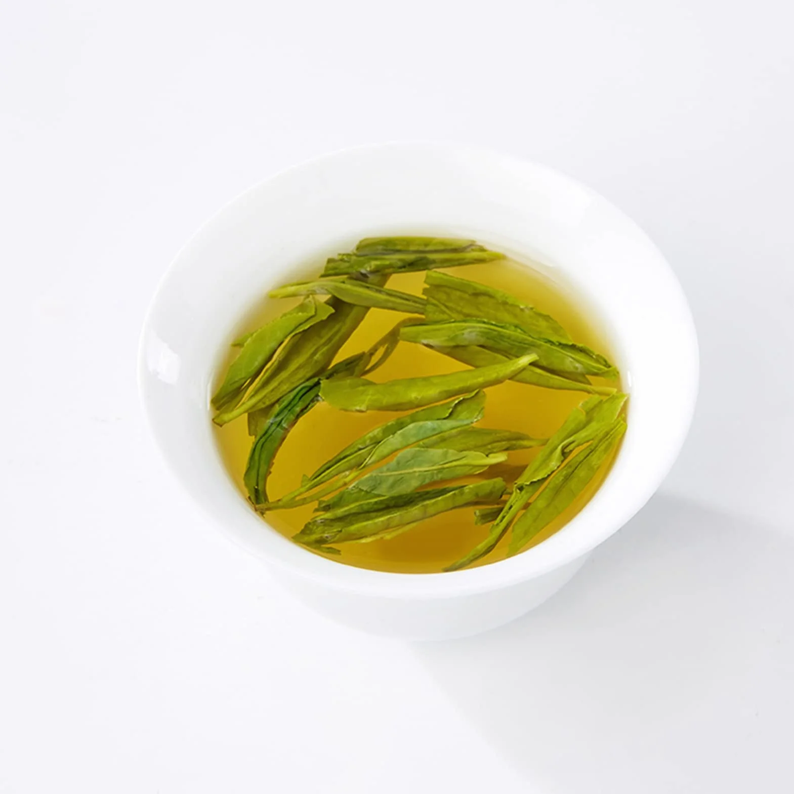 Chińska Zielona Herbata Herbata Longjing, Longjing Tea Dragon Well Zielona Herbata Zbierana Przed czystą jasnością Chińska Zielona Herbata w Puszkach