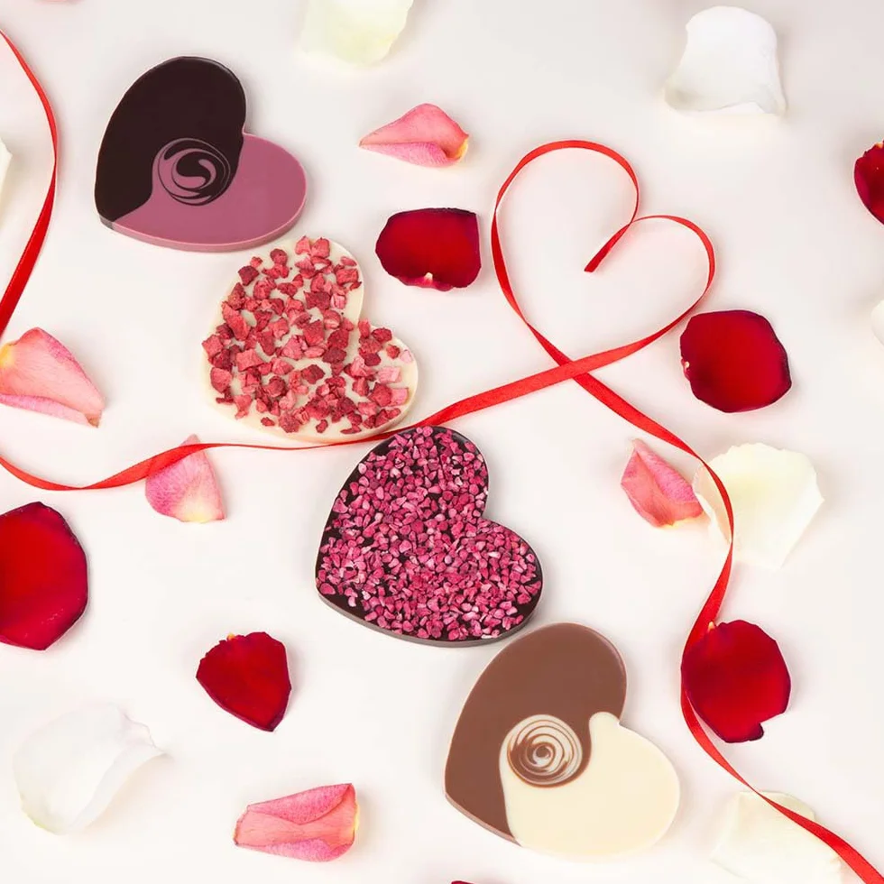 ChocoHerz - Delikatna gorzka czekolada z malinami w kształcie serca | Czekolada | Prezent | Dla kobiety | Kobiety | Dziewczyny | Mama | Matki | Matki | Walentynki | Urodziny | Dzień Matki