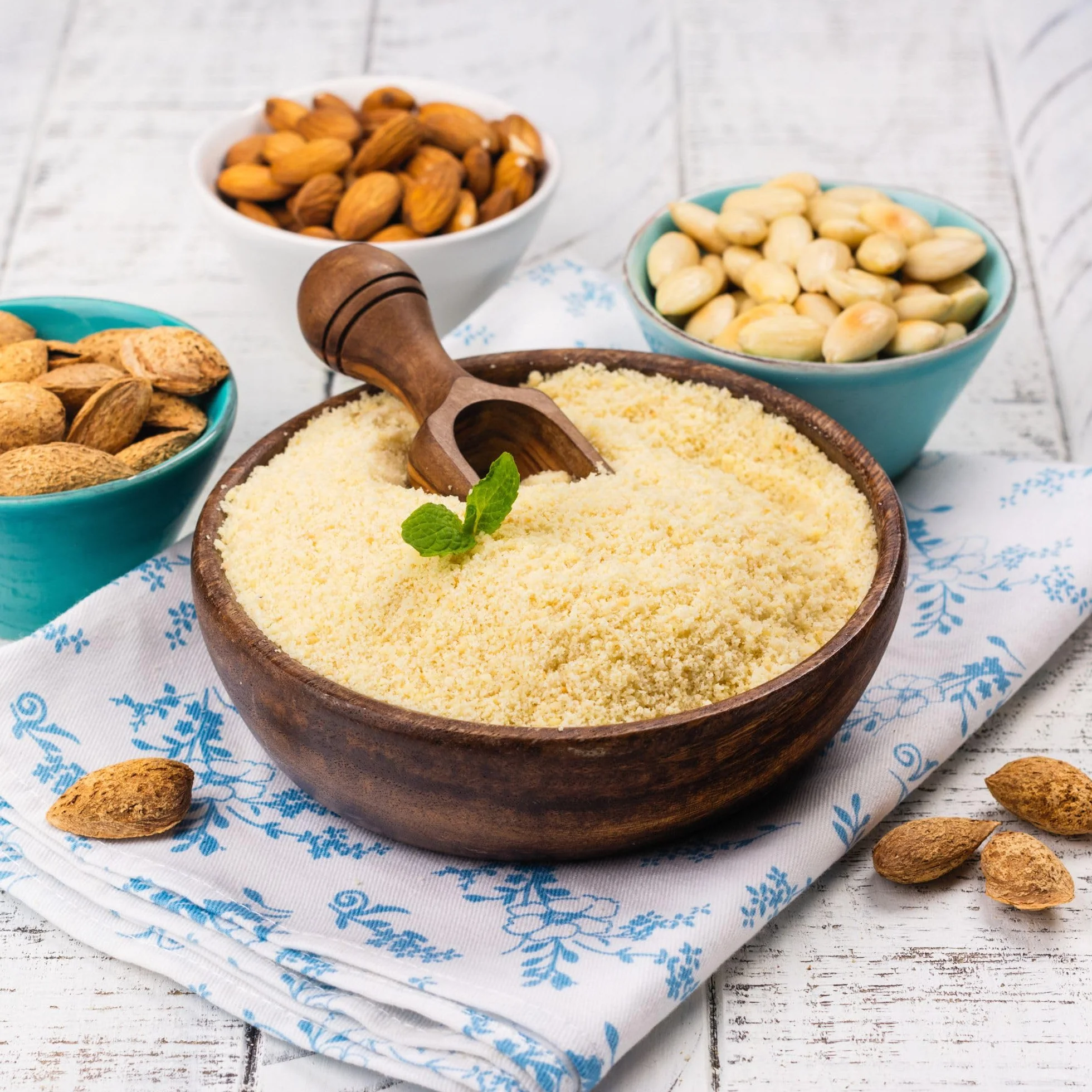 IDDA Herbal Mąka Migdałowa 500g, Mielone Surowe Migdały, Bezglutenowa Mąka, Idealna do Wypieków Keto