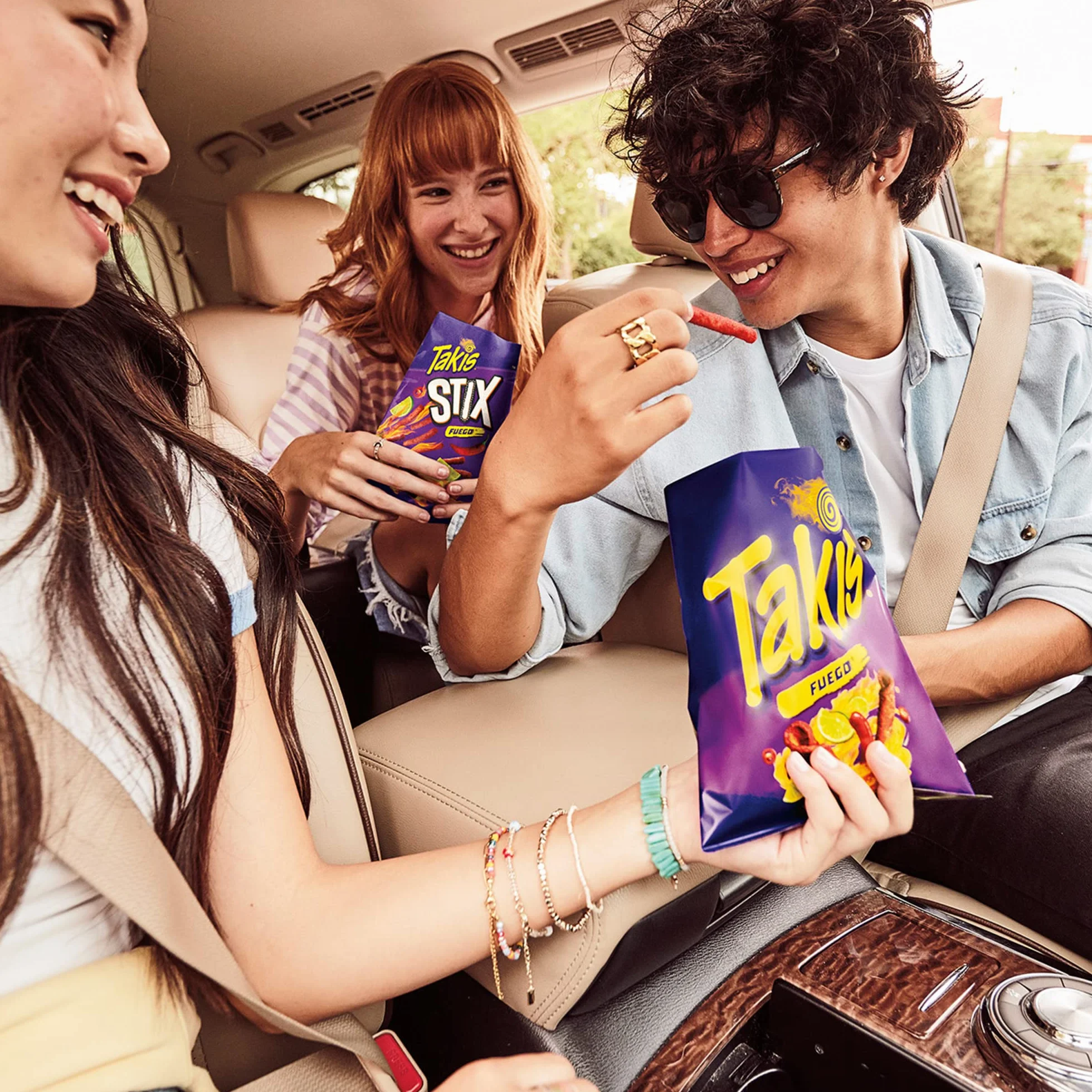 Takis 18 szt. 28 g opakowanie różnorodne chipsy tortilla mieszane smaki