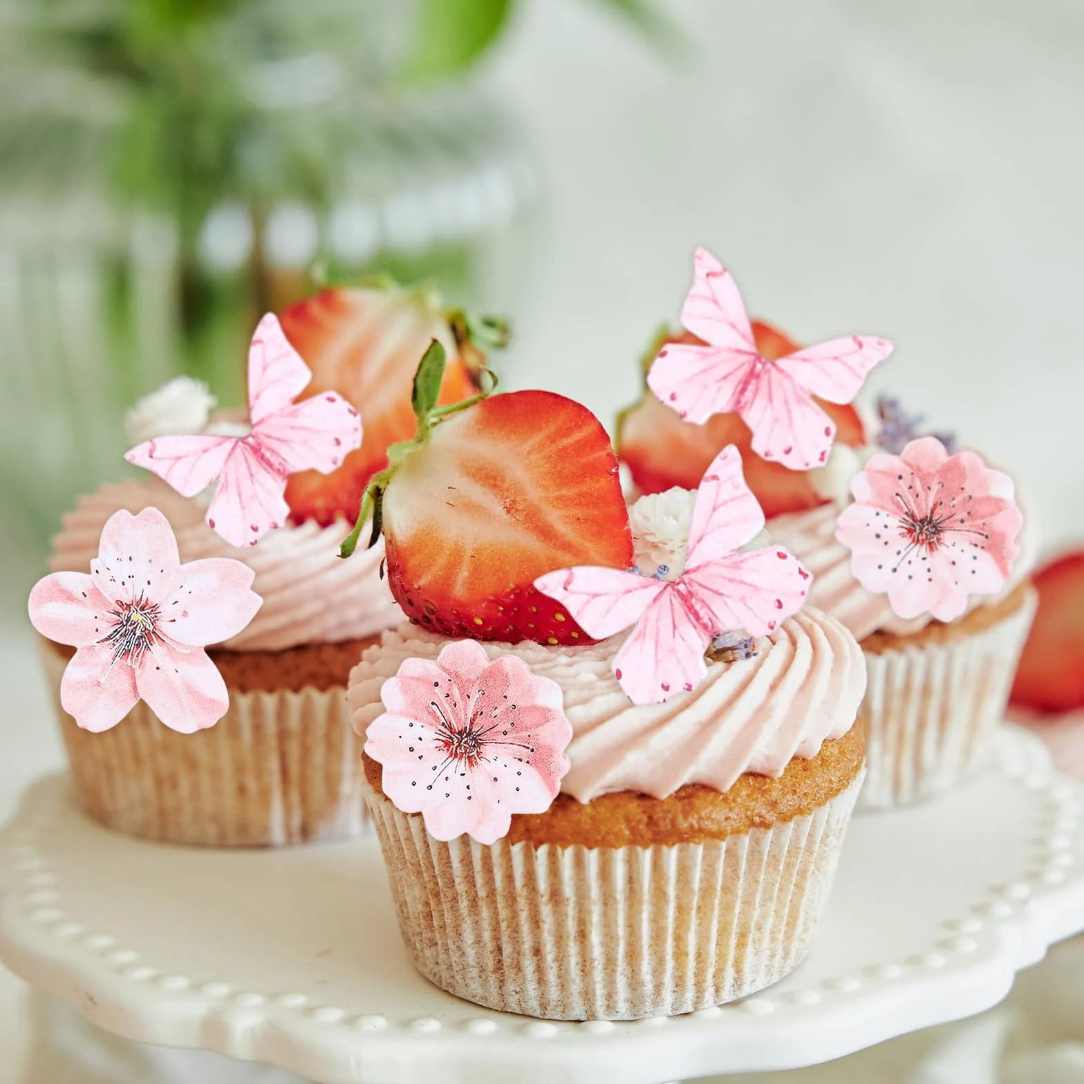 90 szt. jadalne kwiaty motyl dekoracja tortu, różowy papier waflowy motyl babeczki toppery jadalny kwiat wiśni ciasto topper ciasta kostki na baby shower dzieci urodziny dekoracje ślubne