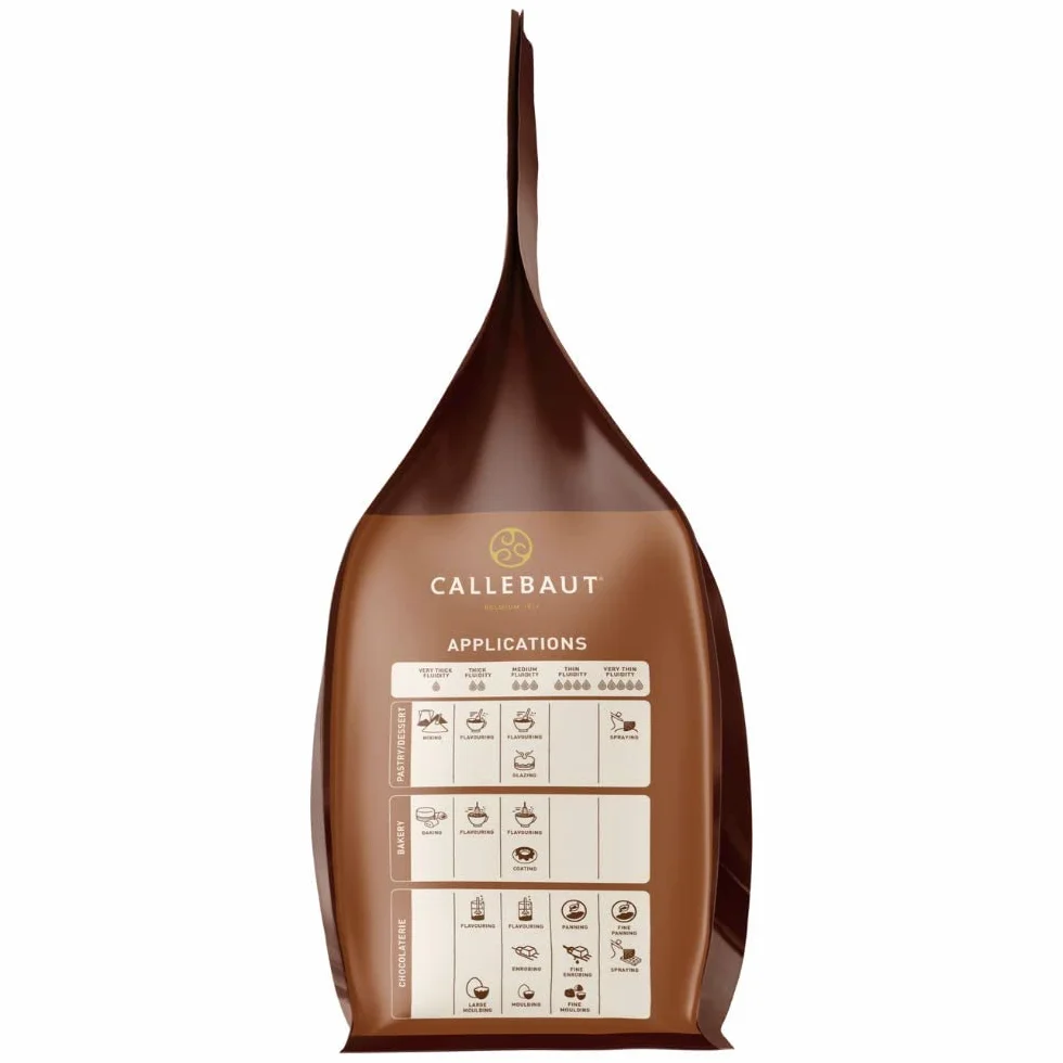 CALLEBAUT Odbiornik nr 823 Koperture Callets Vollmich Schokolade 33,6% kakao 2,5 kg 1 opakowanie