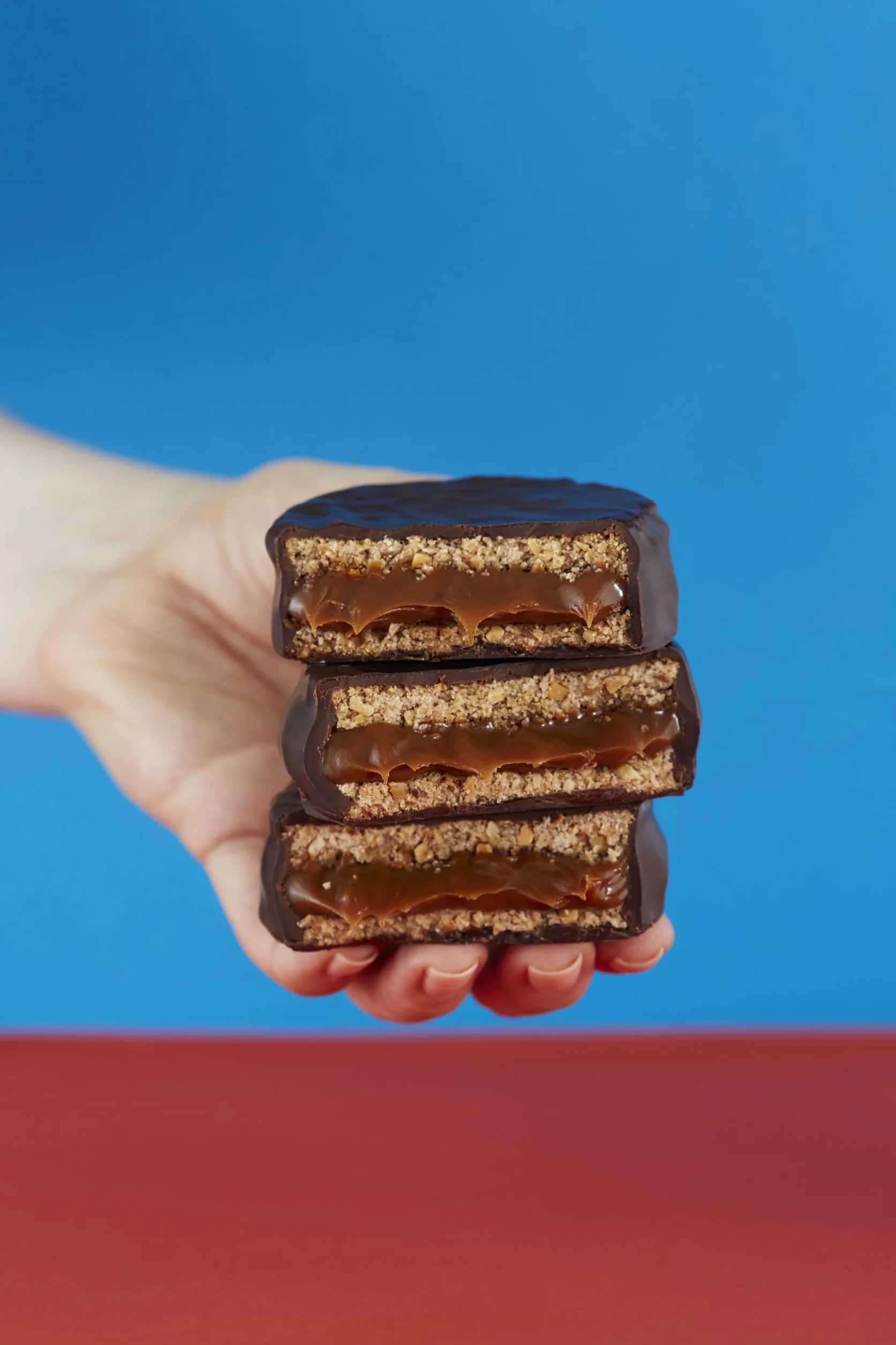 Havanna | Alfajores z Czekoladą Gorzka i Mąką Migdałową | Ciastka Oblane Czekoladą z Nadzieniem z Dulce de Leche | Bez Glutenu | 4 Sztuki | 280 g