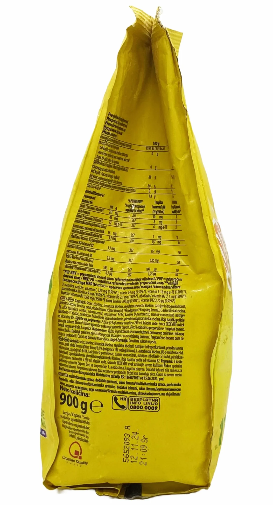 Cedevita napój instant o smaku cytrynowym - zawiera 9 witamin dodających energii ciału i duszy - rewitalizuje Cię owocowym proszkiem wzbogaconym witaminami - 900 g na 11,5 litra (cytryna)